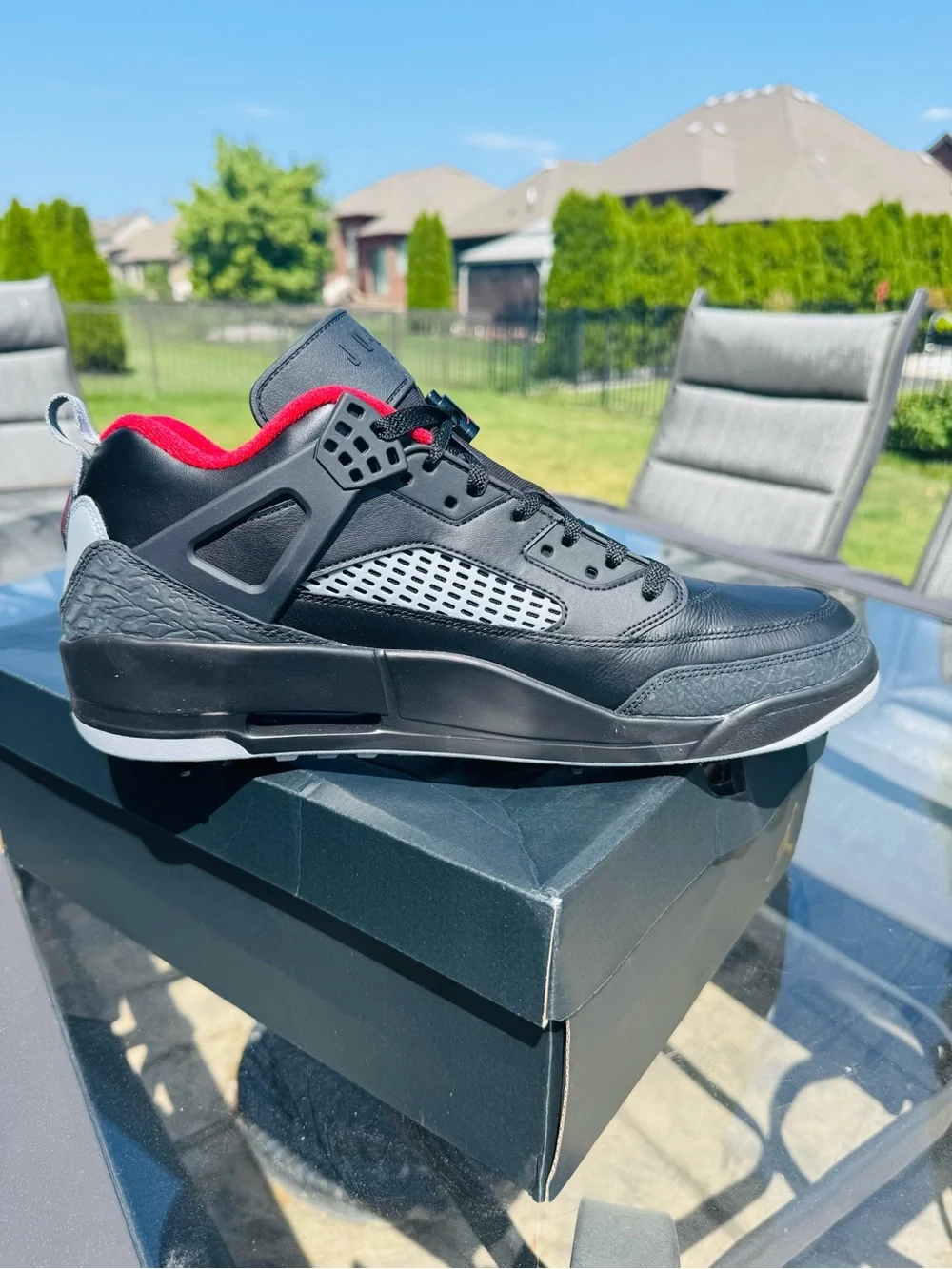 Classic Men's Black and Red Golf Shoes